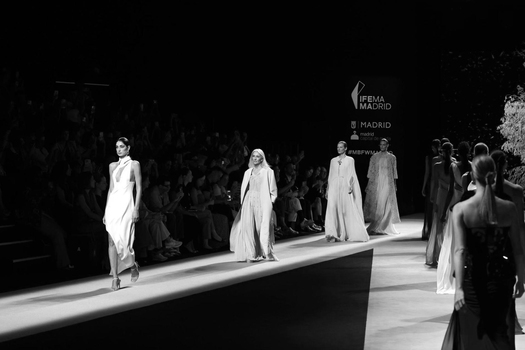 Sapienstone e Cupa Stone alla Mercedes-Benz Fashion Week 2025