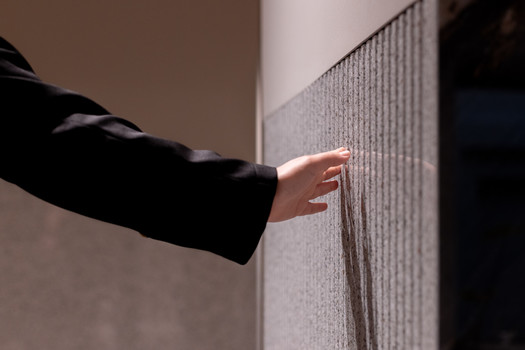 SapienStone è protagonista del Salone del Mobile 2024: un’esplosione di design e creatività