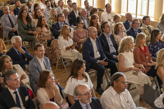 SapienStone promuove l’arte e la sostenibilità in occasione del 25° anniversario di Ecomar