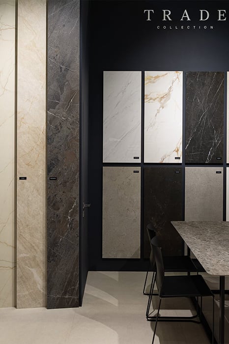 Sapienstone presenta a Interzum 2025 le sue superfici ceramiche per il settore del mobile