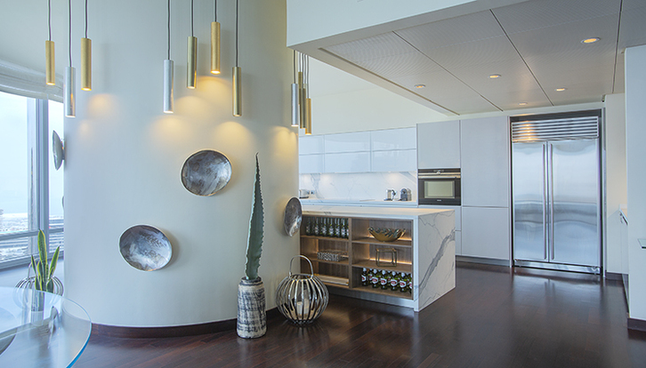 SapienStone isola cucina personalizzata con top gres effetto marmo Calacatta Statuario
